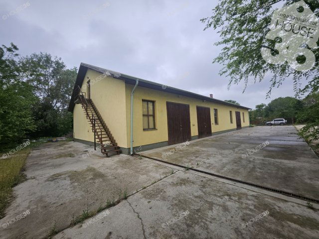 Eladó ipari ingatlan, Kecskeméten 110 M Ft / költözzbe.hu