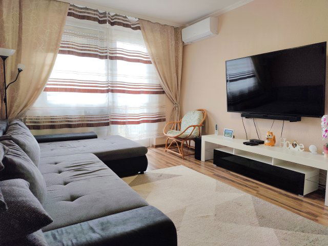 Eladó panellakás, Debrecenben 64.5 M Ft, 3 szobás