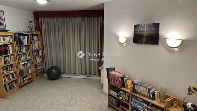 Eladó családi ház, Budapesten, II. kerületben 240 M Ft, 9 szobás