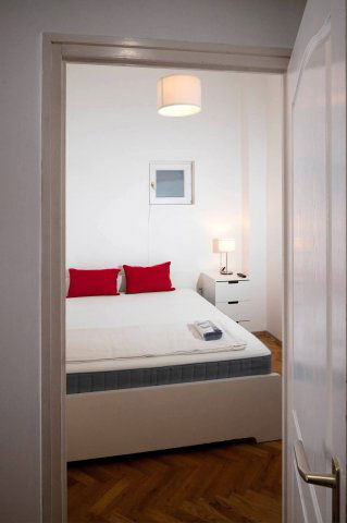 Kiadó téglalakás, albérlet, IX. kerületben, Lónyay utcában