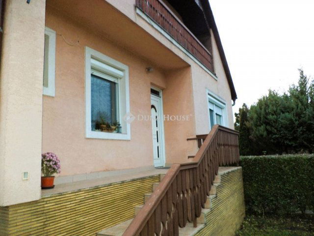 Eladó családi ház, Velencén 84.8 M Ft, 3 szobás