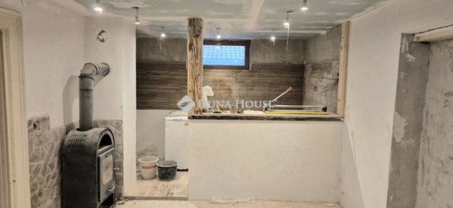 Eladó családi ház, Hódmezővásárhelyen 32.5 M Ft, 2 szobás