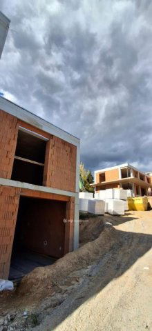 Eladó téglalakás, Budapesten, III. kerületben 139 M Ft, 2 szobás