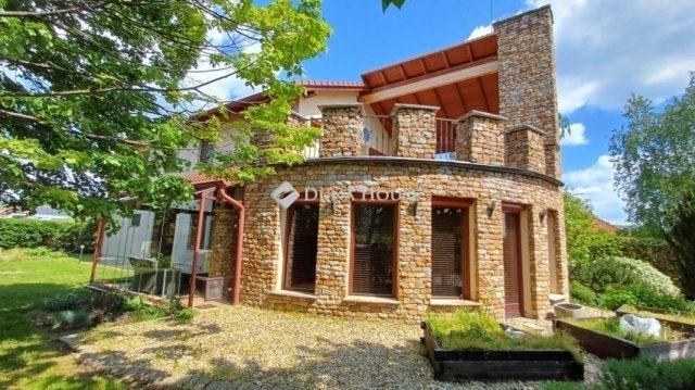 Eladó családi ház, Budajenőn 198 M Ft, 5 szobás