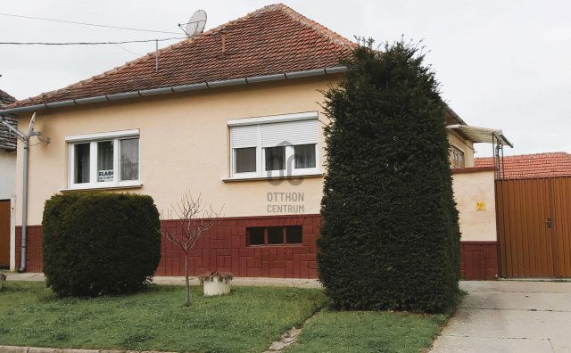 Eladó családi ház, Vaskúton 42.9 M Ft, 3 szobás