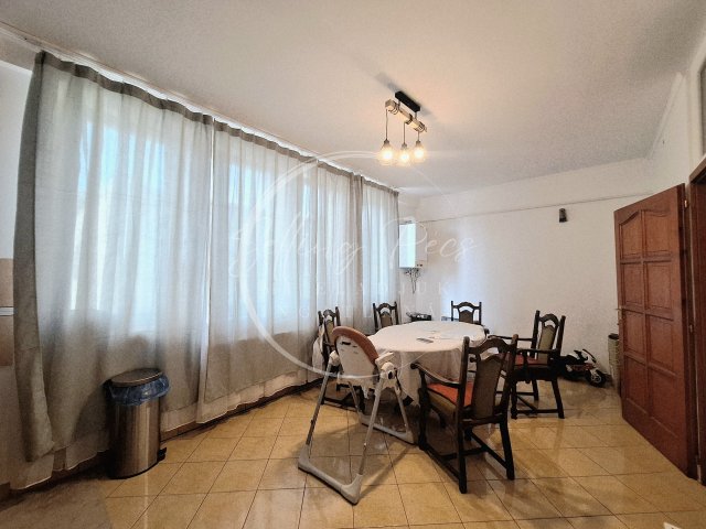 Eladó téglalakás, Komlón 53 M Ft, 3 szobás