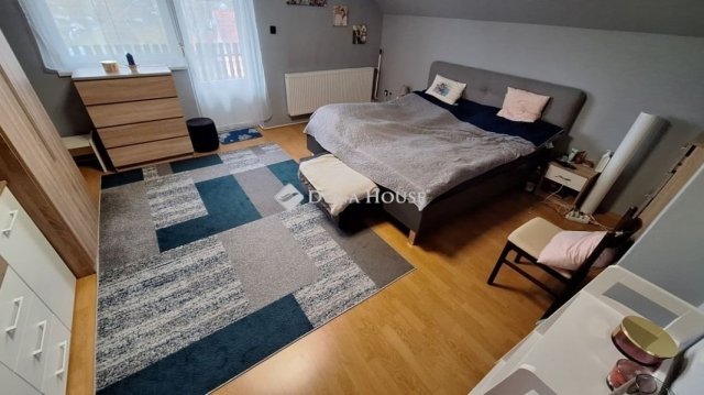 Eladó családi ház, Abában 74.9 M Ft, 5 szobás