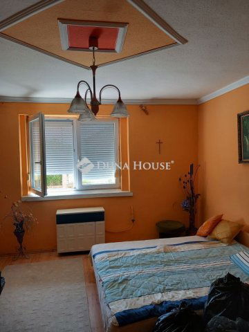 Eladó családi ház, Demecseren, Vörösmarty utcában 12.99 M Ft