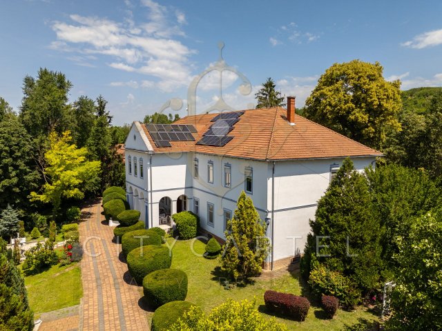 Eladó családi ház, Misefán 1020 M Ft, 22 szobás