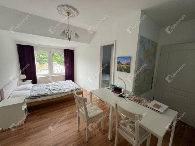 Eladó családi ház, Sopronban 145 M Ft, 5 szobás