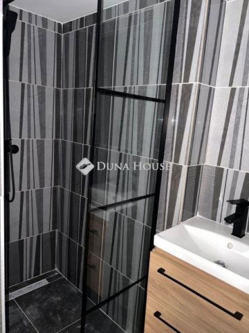 Eladó téglalakás, Budapesten, XI. kerületben 59.9 M Ft, 1 szobás