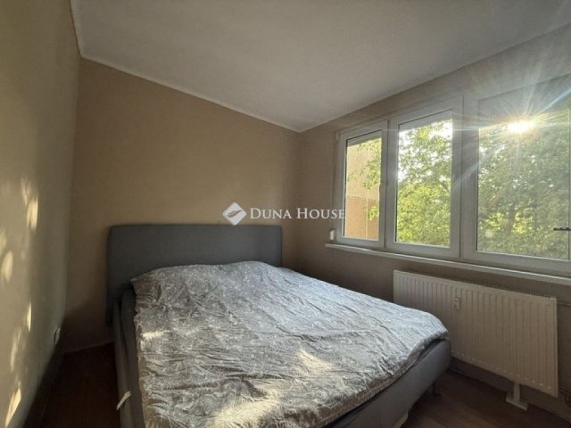 Eladó panellakás, Budapesten, XVIII. kerületben 76.5 M Ft
