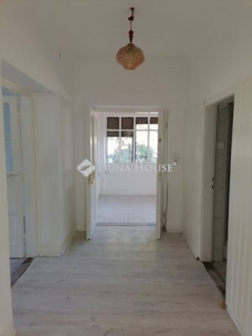 Eladó családi ház, Tápiószecsőn 42.9 M Ft, 2 szobás