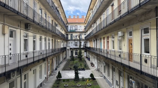 Eladó téglalakás, Budapesten, VII. kerületben 44.9 M Ft