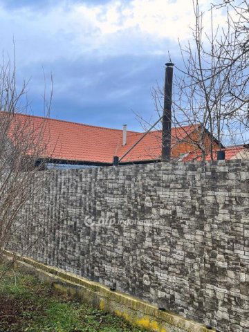 Eladó családi ház, Tárnokon 109 M Ft, 5 szobás