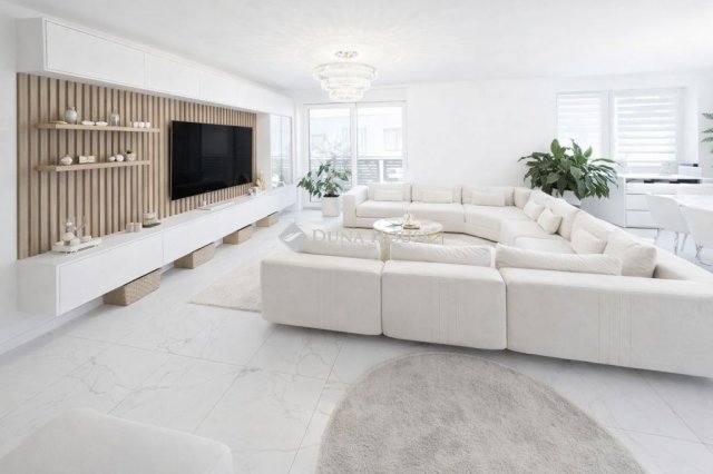 Eladó téglalakás, Budapesten, XV. kerületben 167 M Ft