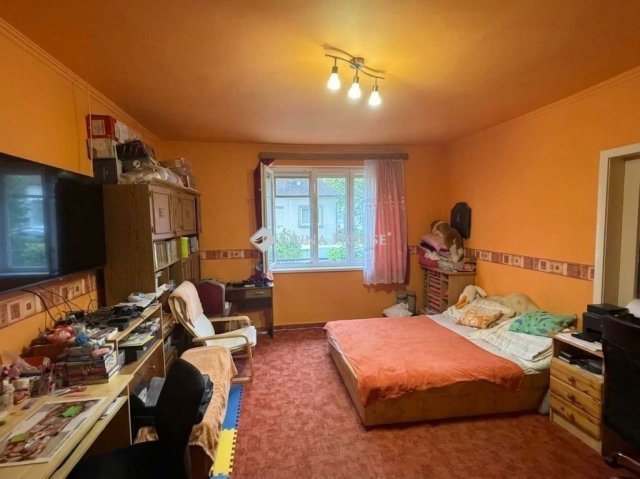 Eladó családi ház, Hódmezővásárhelyen 70 M Ft, 5 szobás