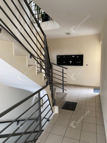 Eladó téglalakás, Mosonmagyaróváron 54.99 M Ft, 2 szobás