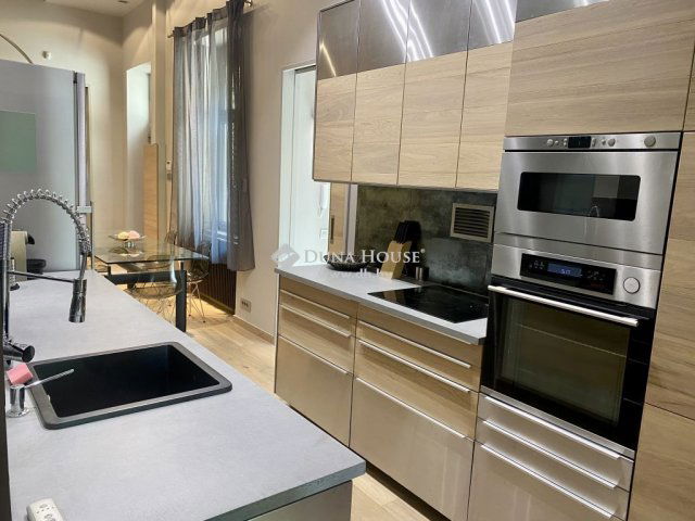 Eladó téglalakás, Budapesten, V. kerületben 195 M Ft, 3 szobás