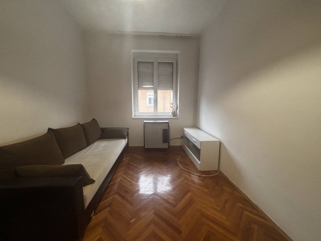 Eladó téglalakás, Miskolcon 28.5 M Ft, 2+1 szobás