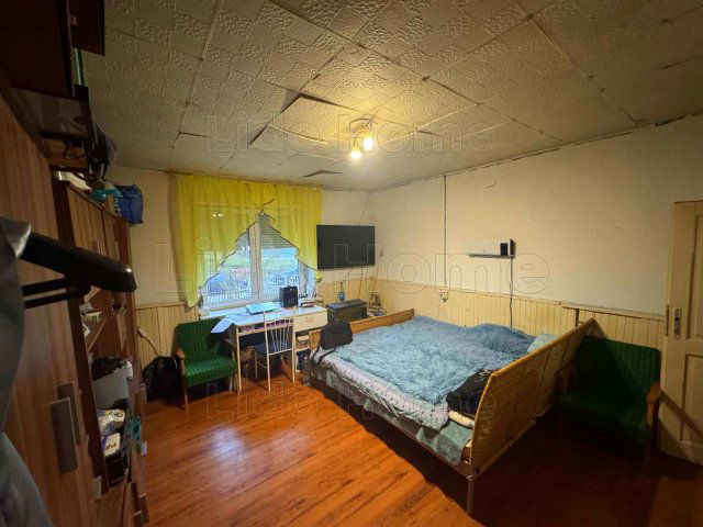 Eladó családi ház, Petriventén 7.4 M Ft, 2+1 szobás