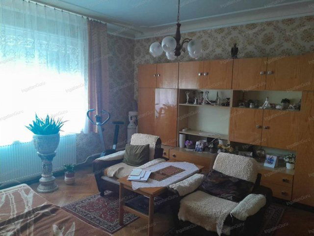 Eladó téglalakás, Kecskeméten 53 M Ft, 3 szobás