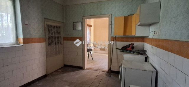 Eladó családi ház, Budapesten, XX. kerületben 53 M Ft, 2 szobás