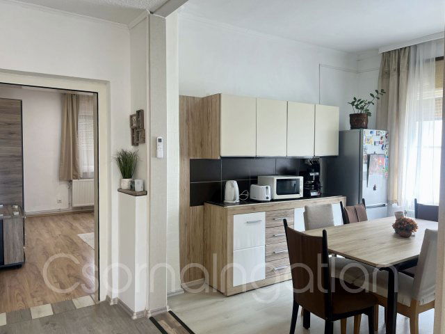 Eladó családi ház, Rábatamásin 41 M Ft, 2 szobás