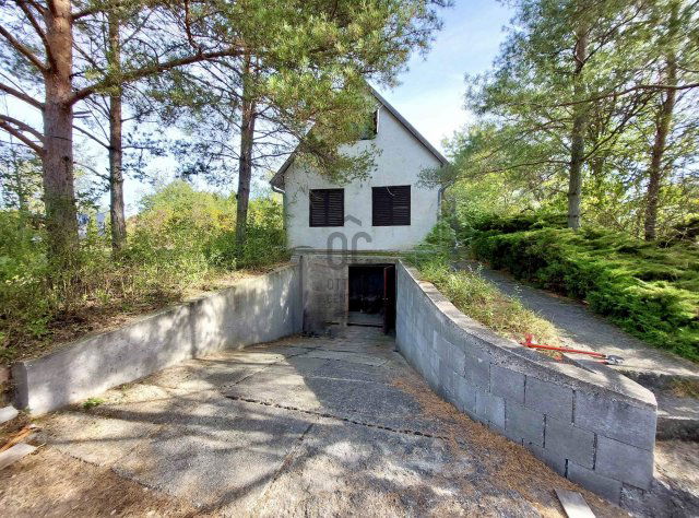 Eladó nyaraló, Balatonfőkajáron 39.9 M Ft, 3 szobás