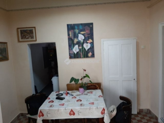 Eladó családi ház, Szabadszálláson 38 M Ft, 2 szobás