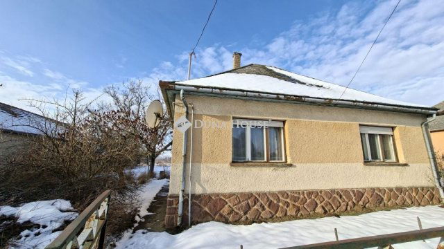 Eladó családi ház, Kocsolán 22 M Ft, 3 szobás