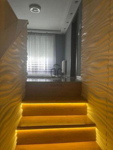 Eladó családi ház, Budapesten, XVIII. kerületben 170 M Ft