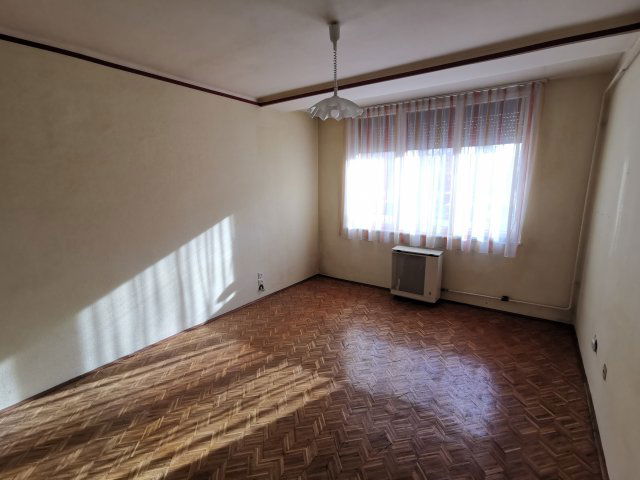 Eladó téglalakás, Kecskeméten 47.9 M Ft, 2 szobás