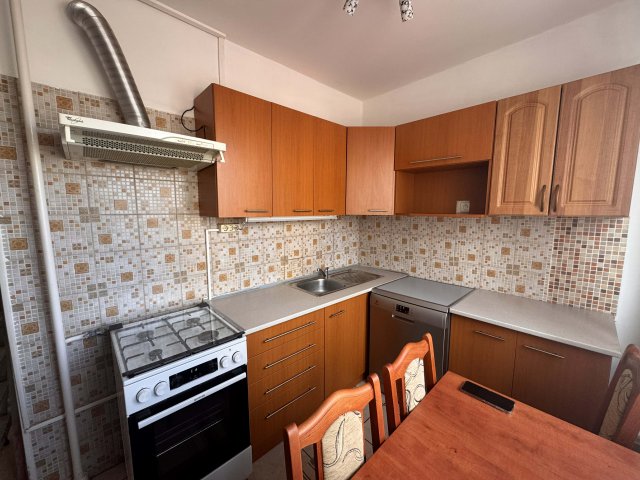 Kiadó panellakás, albérlet, Miskolcon 125 E Ft / hó, 2 szobás