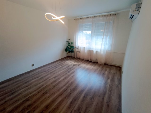 Eladó panellakás, Budapesten, XV. kerületben 71.9 M Ft, 2 szobás