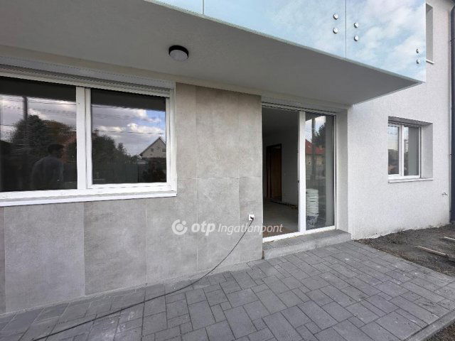 Eladó téglalakás, Albertirsán 64 M Ft, 2+1 szobás