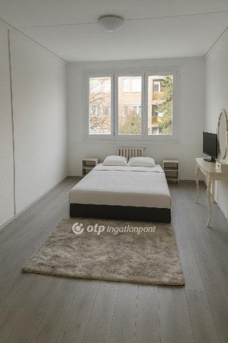 Eladó panellakás, Budapesten, XXI. kerületben 52.5 M Ft, 2 szobás