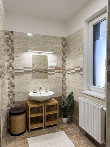 Eladó téglalakás, Tatabányán 72 M Ft, 2 szobás