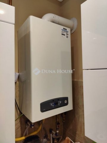 Eladó családi ház, Budapesten, XVIII. kerületben 89.9 M Ft