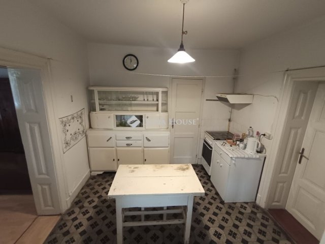 Eladó családi ház, Bodajkon 42 M Ft, 2 szobás