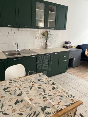 Kiadó téglalakás, albérlet, VIII. kerületben, Kőris utcában