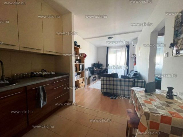 Kiadó téglalakás, albérlet, Budapesten, III. kerületben