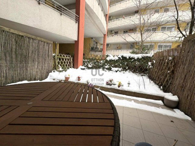 Eladó téglalakás, Budapesten, VIII. kerületben 57.9 M Ft