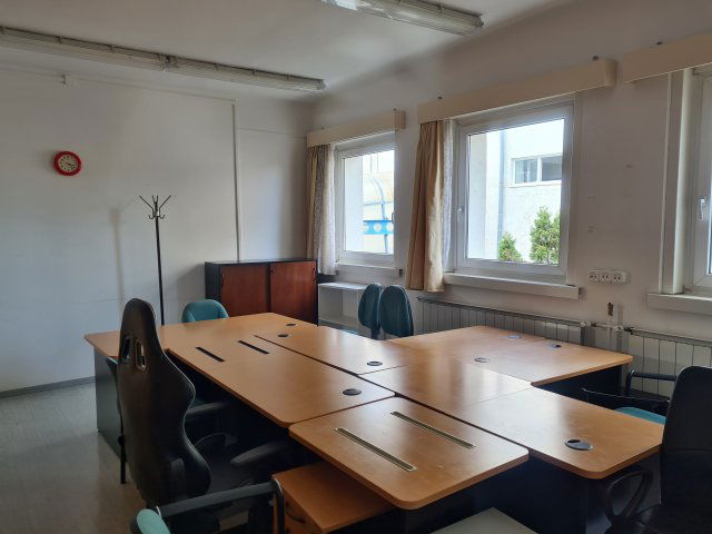 Eladó iroda, Győrött 299 M Ft, 40 szobás / költözzbe.hu