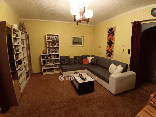 Eladó családi ház, Ráckevén 72.5 M Ft, 2+1 szobás