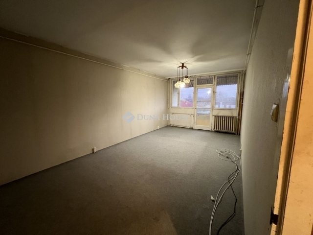 Eladó panellakás, Algyőn 47.5 M Ft, 1+1 szobás