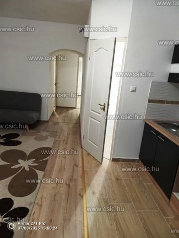 Eladó téglalakás, Budapesten, VII. kerületben 30.9 M Ft