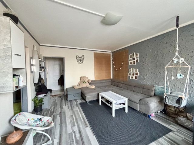 Eladó panellakás, XXI. kerületben, Kossuth Lajos utcában