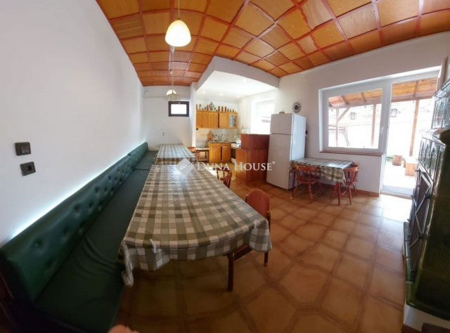 Kiadó családi ház, albérlet, Kecskeméten 3094 E Ft / hó