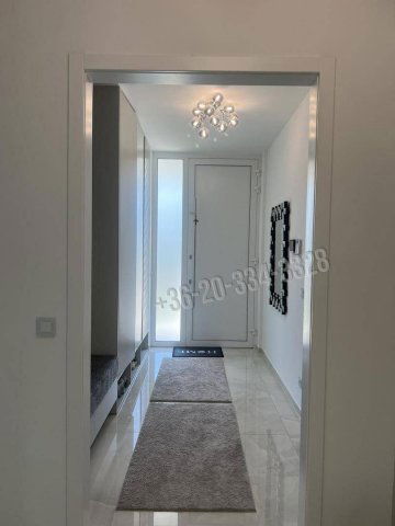 Eladó családi ház, Budapesten, XVI. kerületben 439.9 M Ft